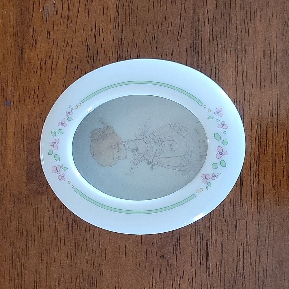 ENESCO PRECIOUS MOMENTS PORCELAINE BOX